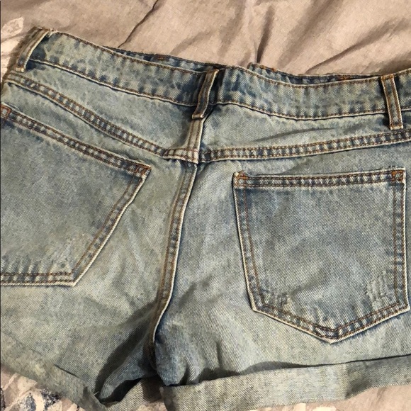 Forever 21 button up shorts - Picture 3 of 3